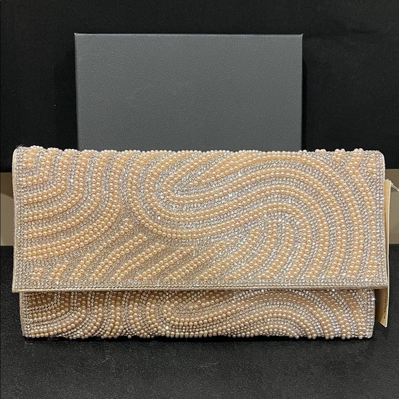 Badgley Mischka Handbags - Unbranded | Pearl & Gem Beaded Clutch